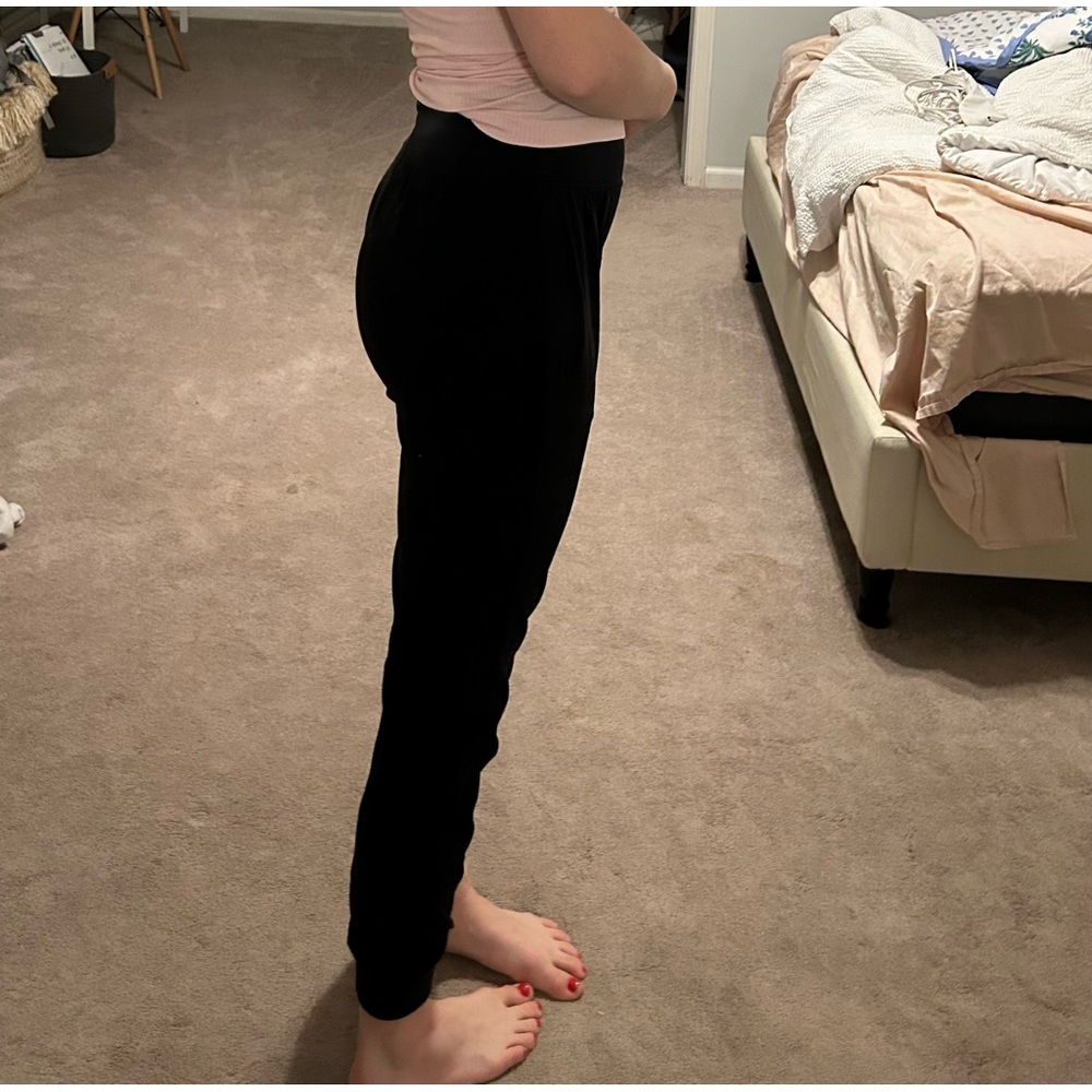 Athleta Black Elation Jogger